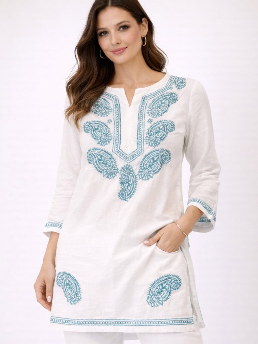 ✨ Fab & Fabulous Embroidered Tunic Top – Effortless Boho Elegance